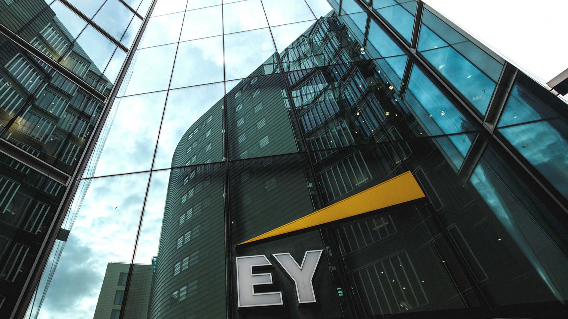 EY and Hult International Business School Launch Masters in Business ...