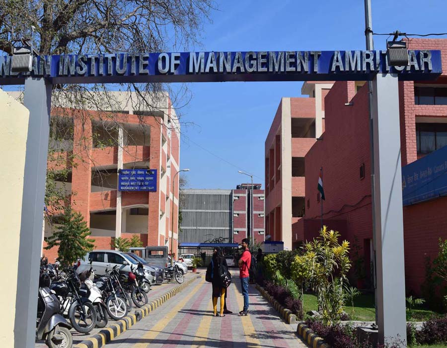 IIM Amritsar launches data science & business analytics program